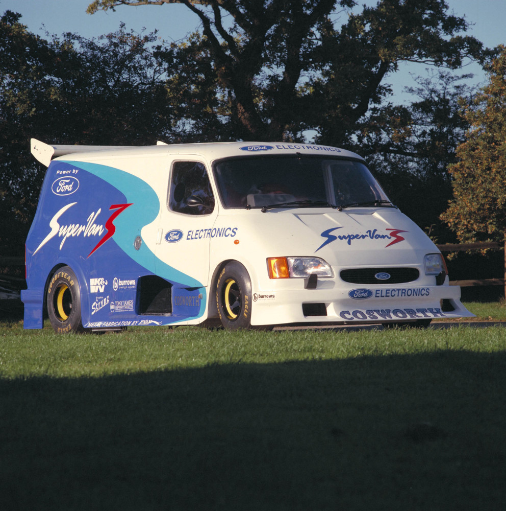 Ford Transit Supervan 3